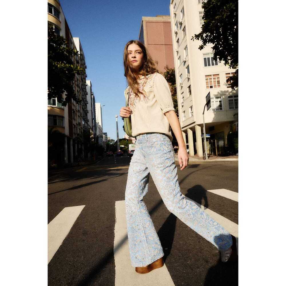 NWT Denim Eyelet Pockets Flare Pants